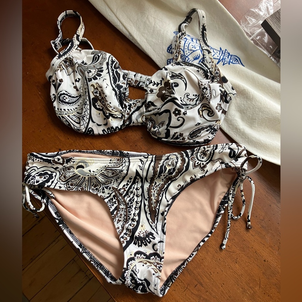 🌺Lands’s End 2 piece bikini
